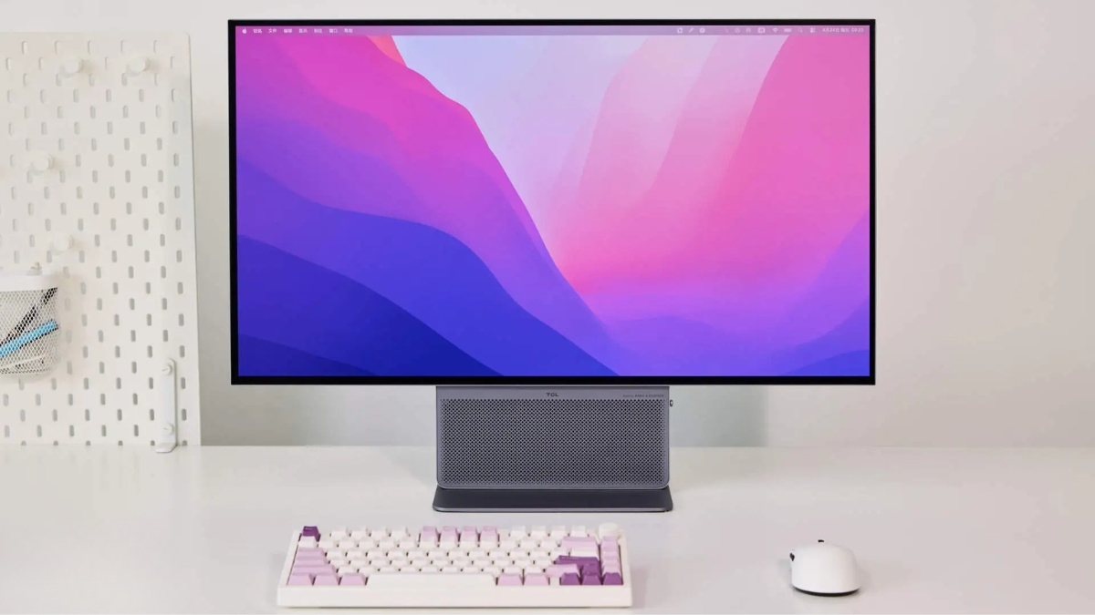 Trên tay TCL 32X3A OLED+ với thiết kế gaming cao cấp và màn hình OLED dual mode 4K 240Hz