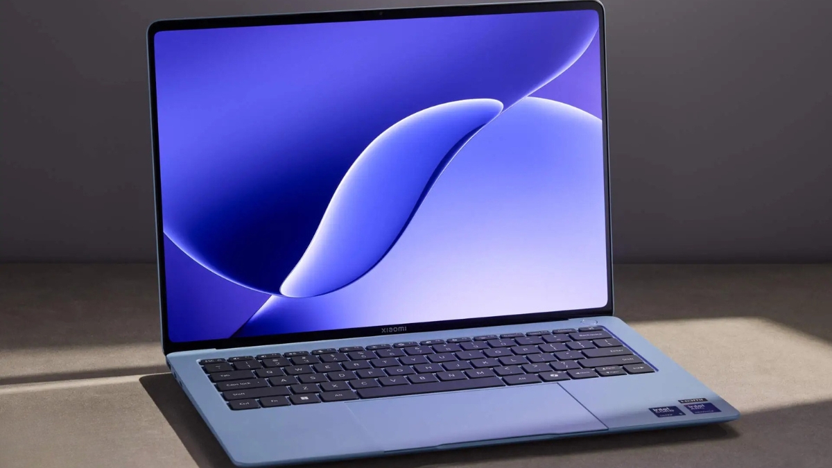 Trên tay Xiaomi Book Pro 14 Fog Blue với thiết kế mỏng nhẹ 1.08kg và màn hình OLED