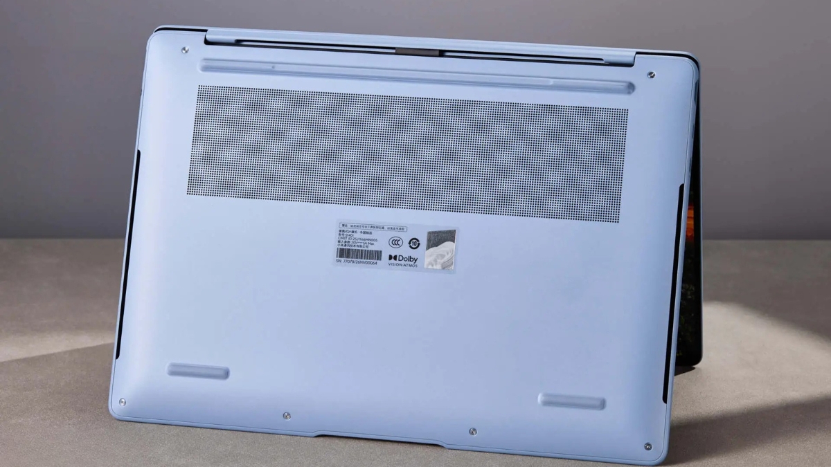 Trên tay Xiaomi Book Pro 14 Fog Blue với hệ thống tản nhiệt VC 10,000mm² và hai quạt