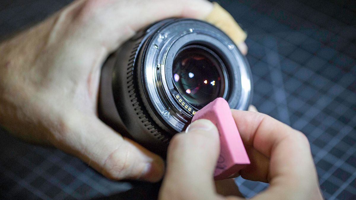 Dấu hiệu nhận biết và cách sửa máy ảnh Canon bị kẹt ống kính