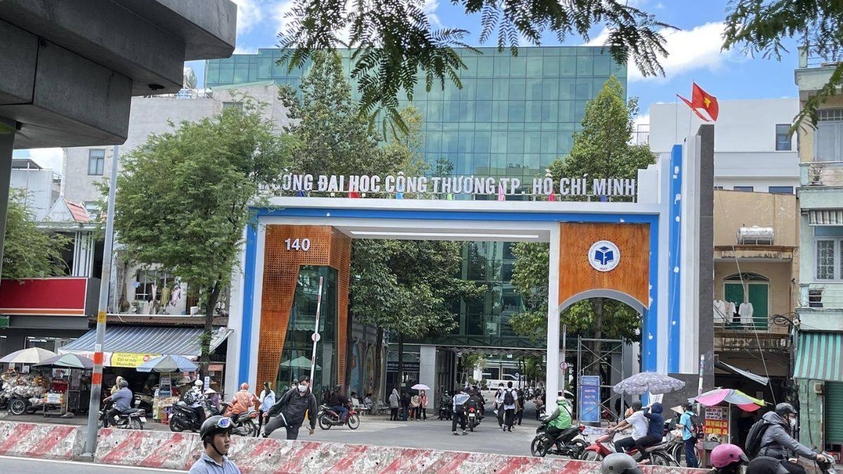Đánh giá điểm chuẩn đại học Công Thương 2024 với 2023
