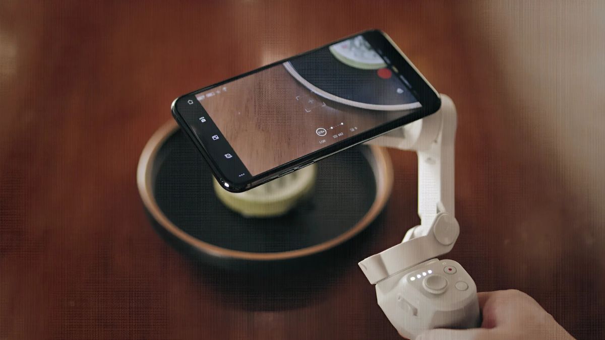 Hướng dẫn sử dụng Osmo Mobile 4 với Dynamic Zoom
