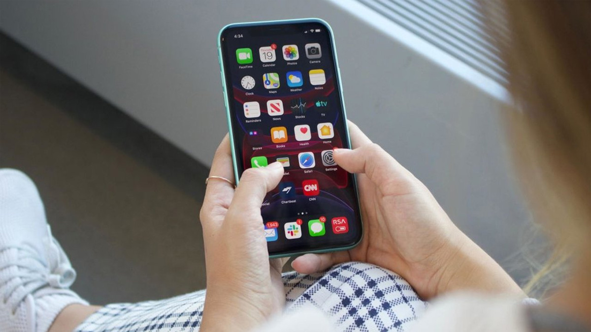 Có nên mua iPhone đã Active không? Active là gì