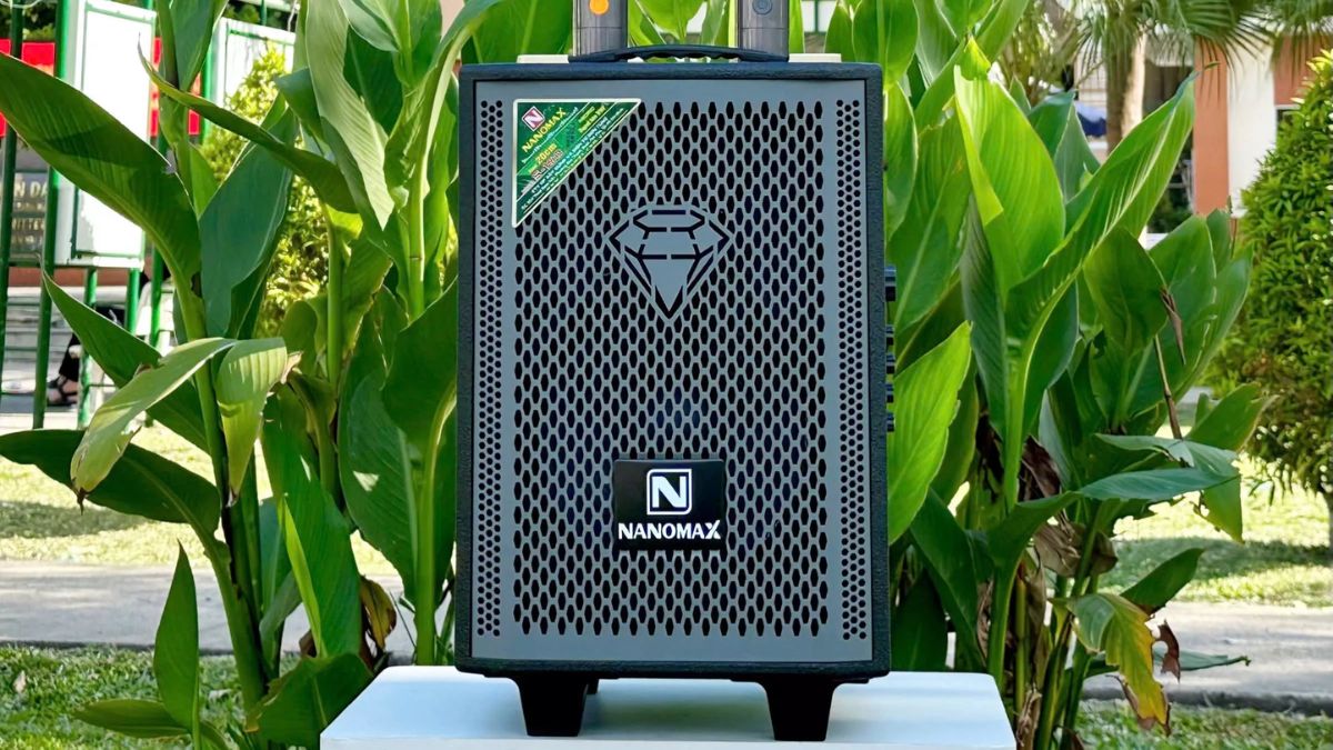 Thông tin chung về Cách sạc pin loa kéo Nanomax