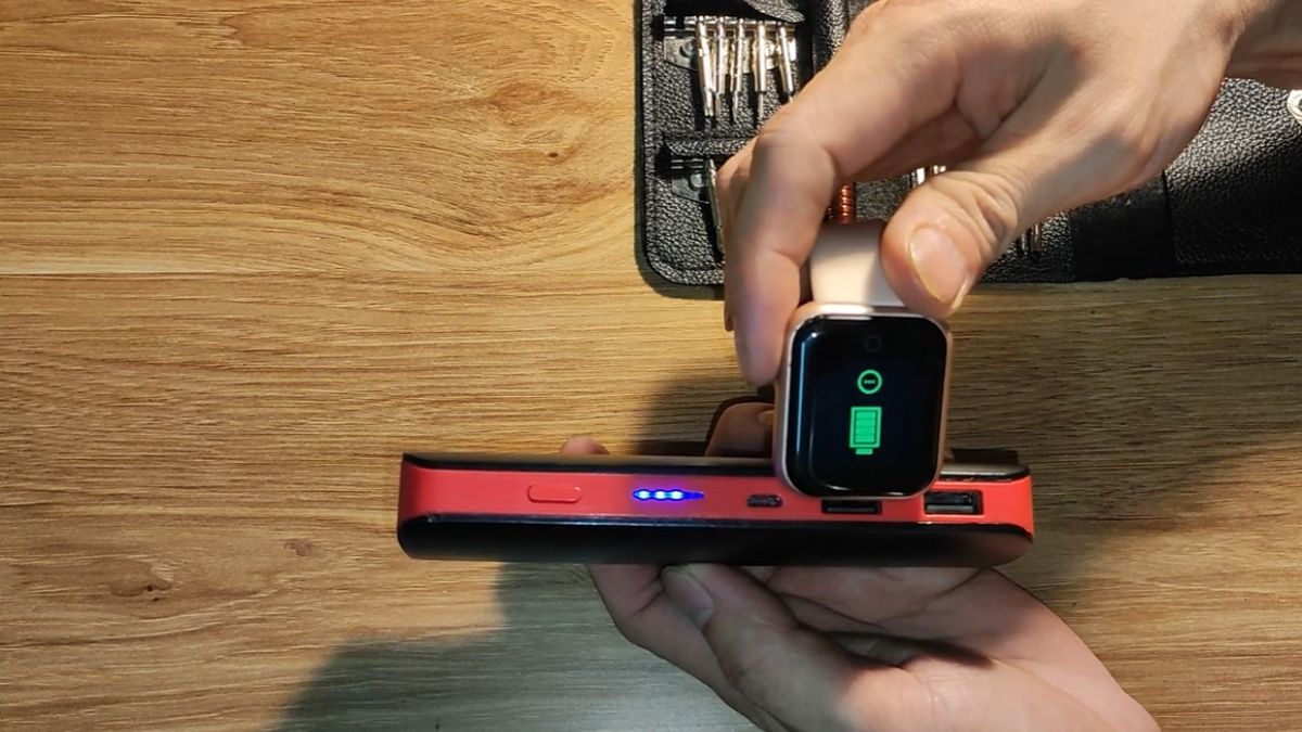 cách sử dụng đồng hồ thông minh y68 sạc bước 3