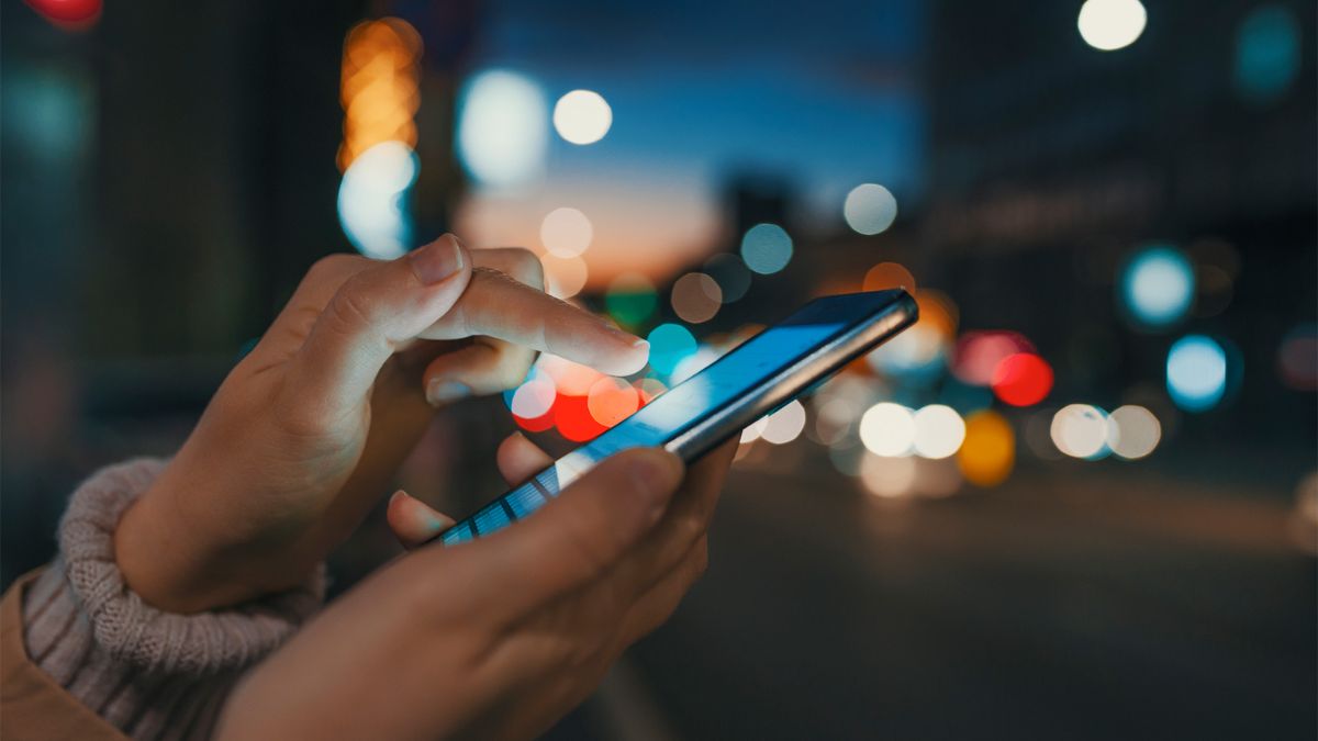 Ưu nhược điểm của điện thoại thông minh là gì