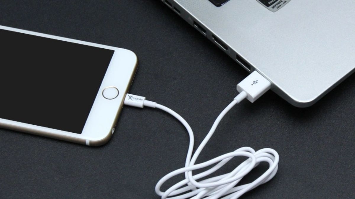 cách khắc phục iPhone bị treo iTunes cập nhật lại hệ điều hành bước 1
