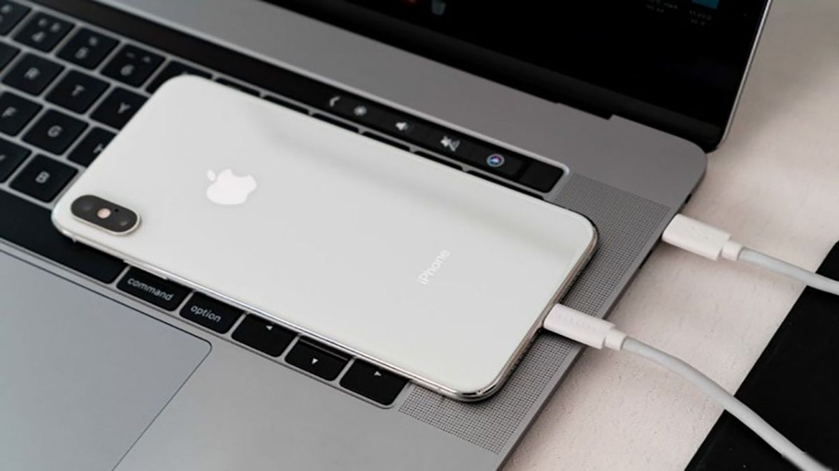 cách khắc phục iPhone bị treo iTunes đưa về chế độ DFU bước 1
