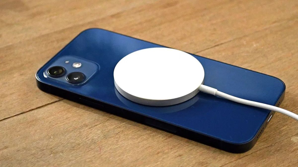Cách khắc phục lỗi  iphone phát hiện chất lỏng trong đầu nối lightning