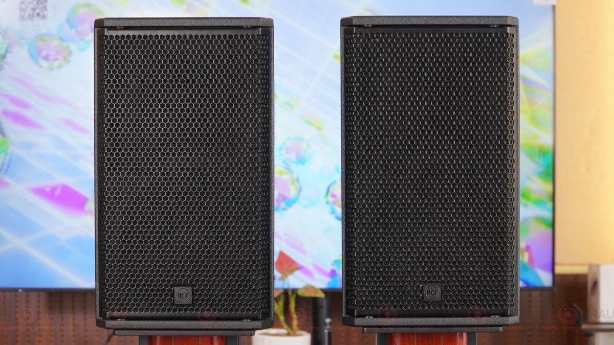 Loa RCF của nước nào Loa RCF Compact Series