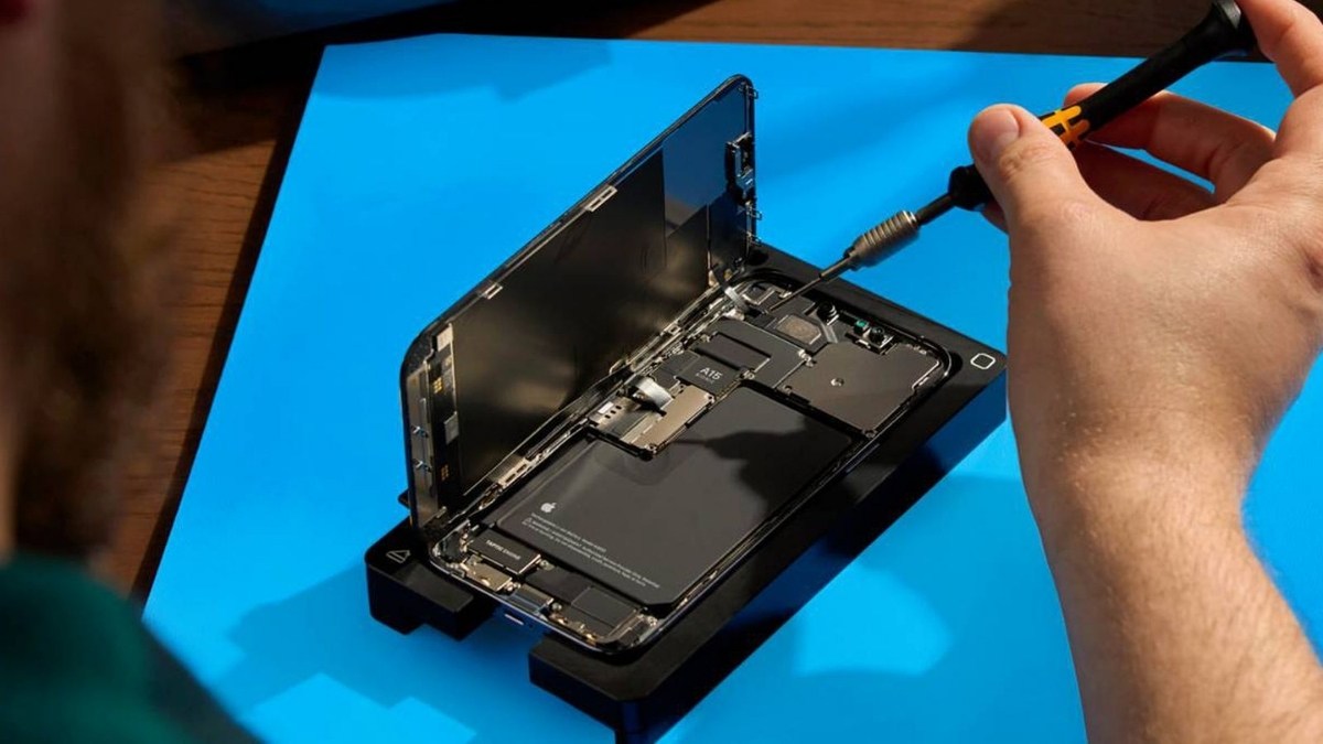 Nguyên nhân lỗi màn hình iPhone 13 Pro Max do sửa chữa không chất lượng