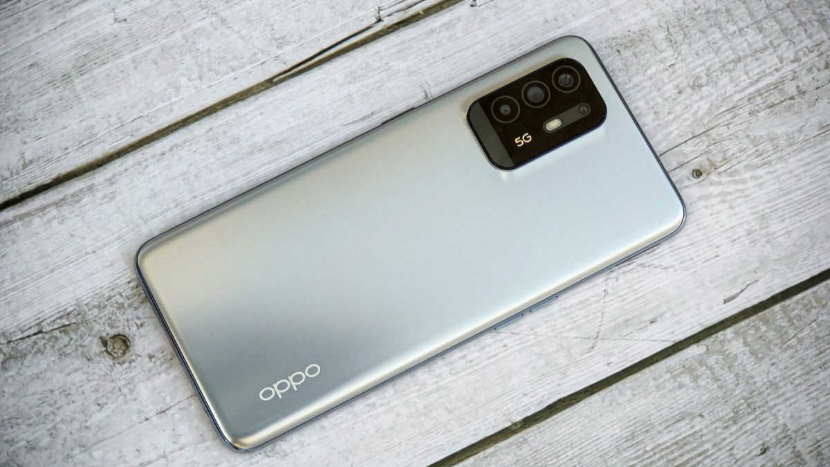 Top điện thoại OPPO 4 camera OPPO F19 Pro+ 5G