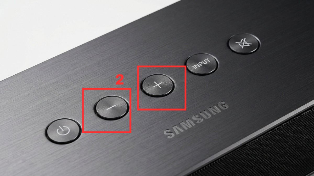 Cách reset loa thanh Samsung trực tiếp trên thiết bị bước 2
