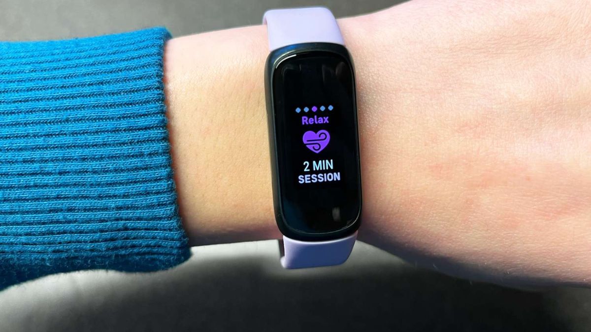 Tính năng nổi bật của vòng đeo tay thông minh là gì