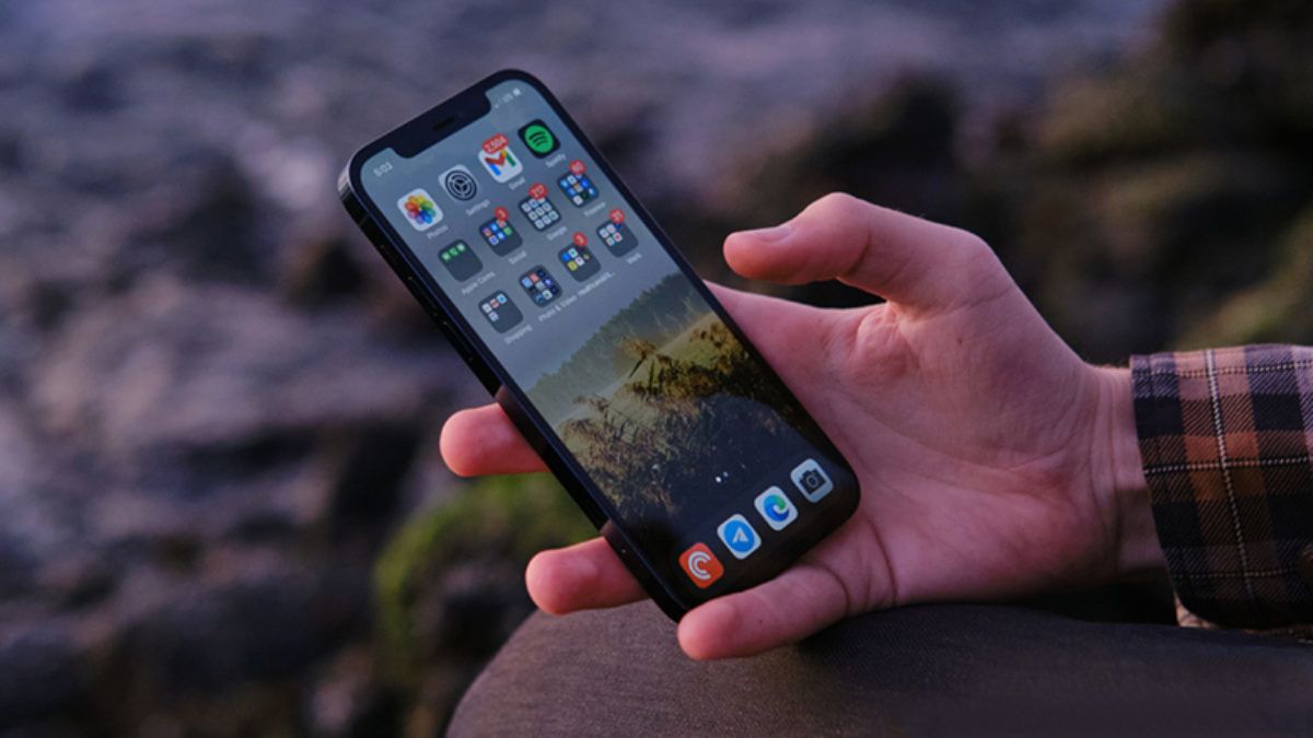 Không tắt được VoicOver trên iPhone do xung đột ứng dụng