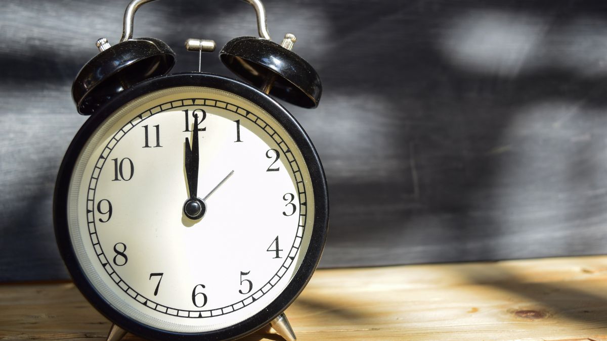 Giải đáp: 12PM là mấy giờ? 12PM khác gì với 12AM?