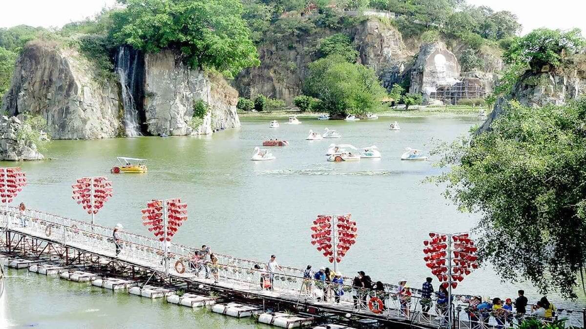 Địa điểm du lịch gần Sài Gòn đi về trong ngày - vui chơi giải tri tại Đồng NAi