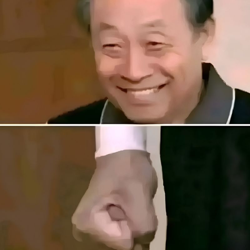 Meme nắm tay tức giận - 4