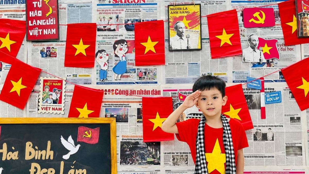 Trang trí 2/9 lớp học và trường mầm non rực rỡ - 2
