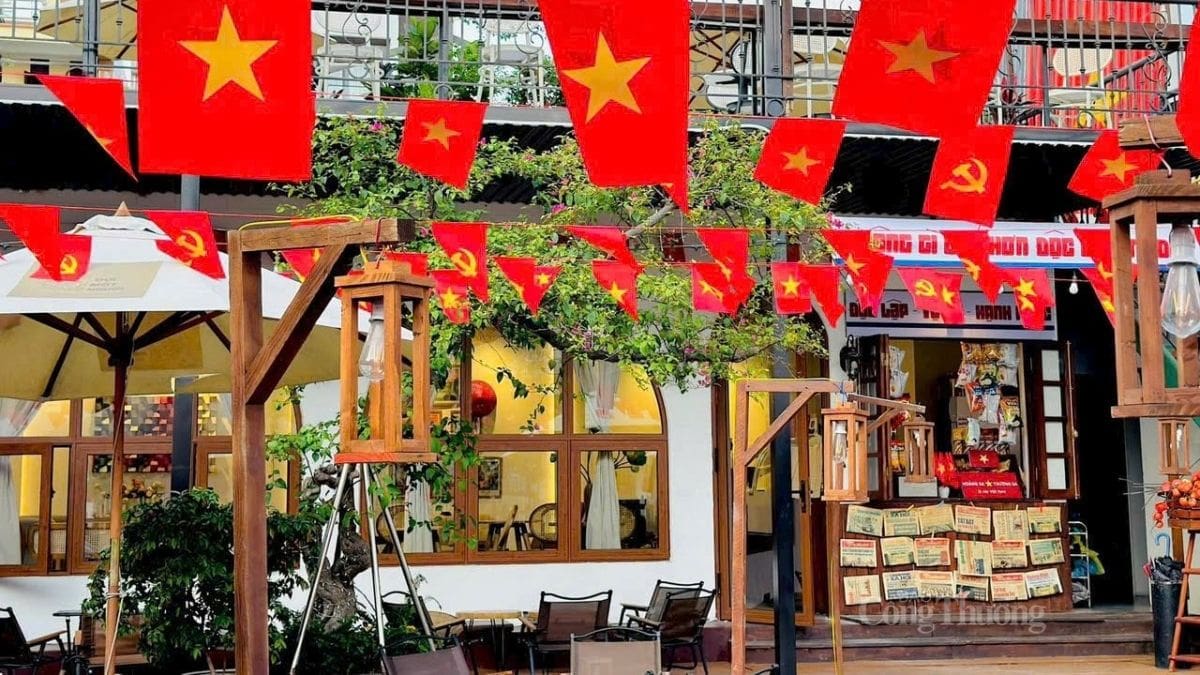Trang trí quán cafe thu hút khách check-in dịp 2/9 - 12