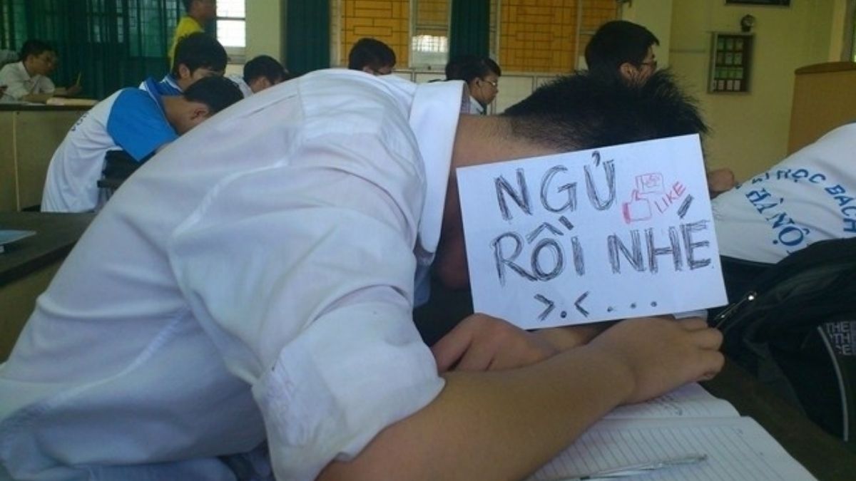 Ảnh troll bạn bè thời học sinh tinh nghịch - 1