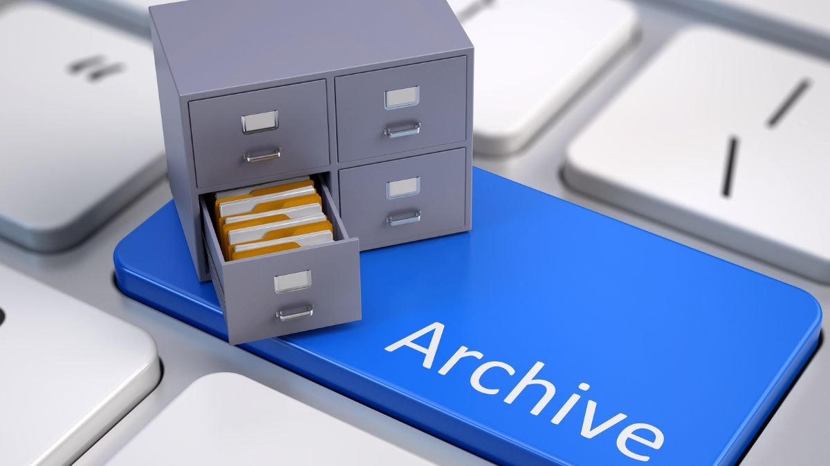 Archive mail Outlook là gì?