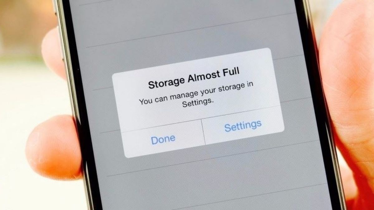 Tại sao cần giải phóng bộ nhớ điện thoại Samsung bị đầy?