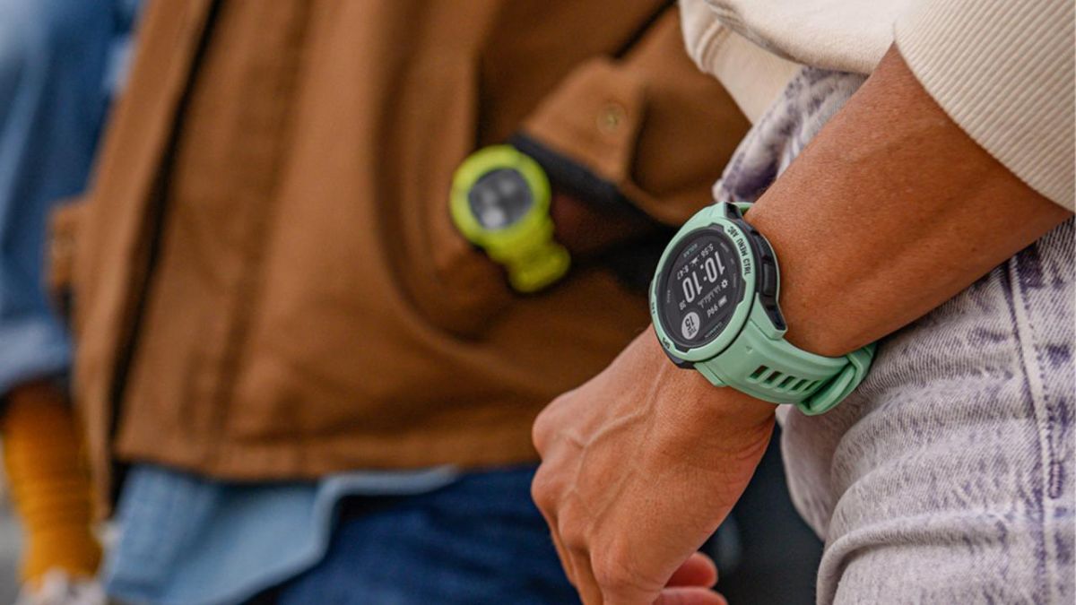 Các loại đồng hồ Garmin - Đồng hồ Garmin Instinct