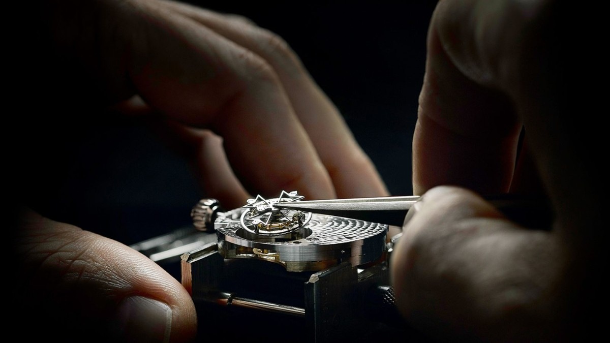 Tiêu chí xếp hạng đồng hồ Thụy Sỹ nổi tiếng