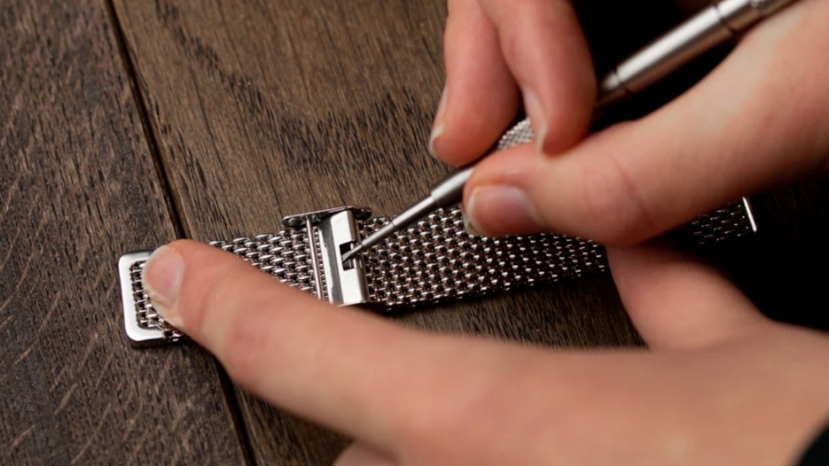 Khi nào cần đến đơn vị chuyên nghiệp cắt dây đồng hồ