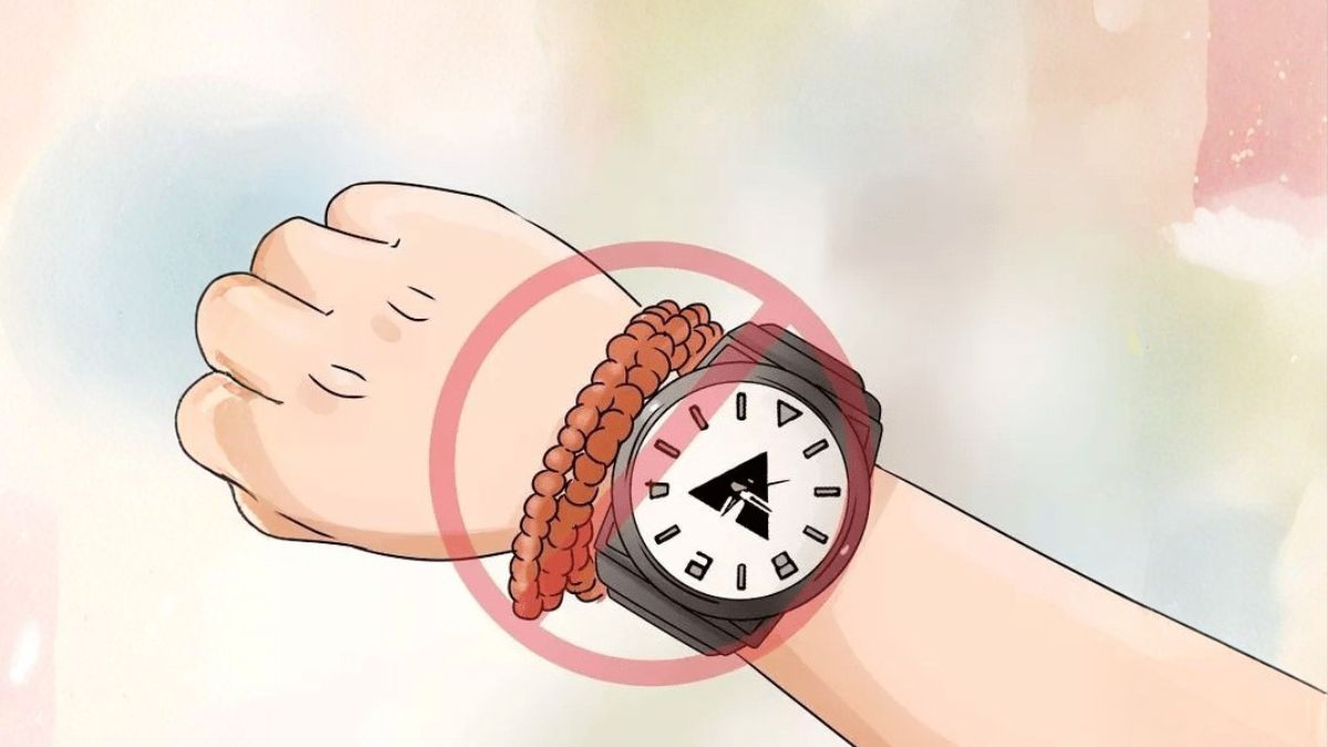 Kinh nghiệm đeo đồng hồ đẹp và chuẩn hơn - tránh đeo mặt đồng hồ quá to