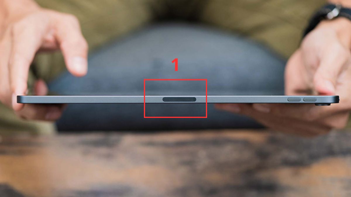 Cách sạc pin Apple Pencil 2 - bước 1