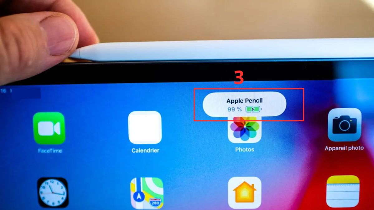 Cách sạc pin Apple Pencil 2 - bước 3