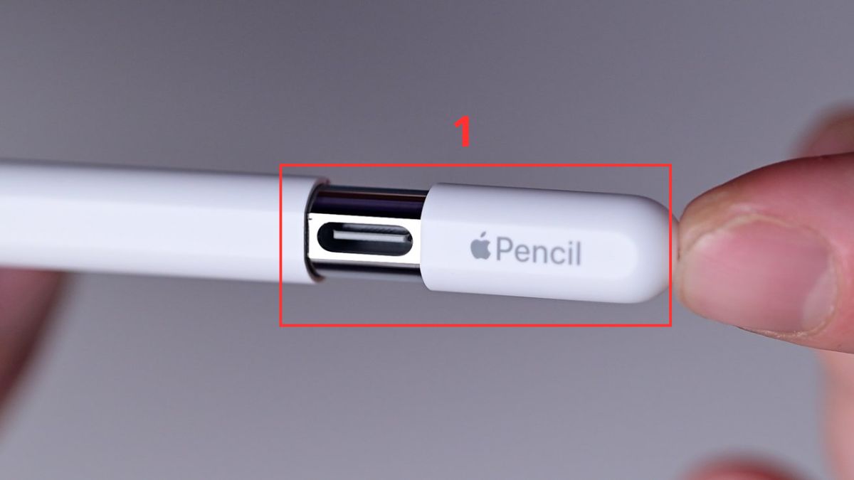 Cách sạc Apple Pencil USB-C - bước 1