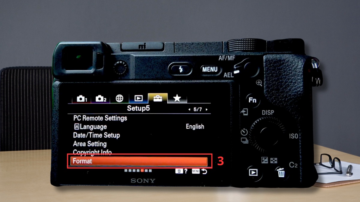 Xóa tất cả ảnh trên máy ảnh sony bằng format thẻ nhớ - bước 2