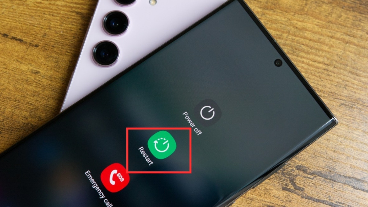 camera trước bị mờ - Khởi động lại điện thoại android