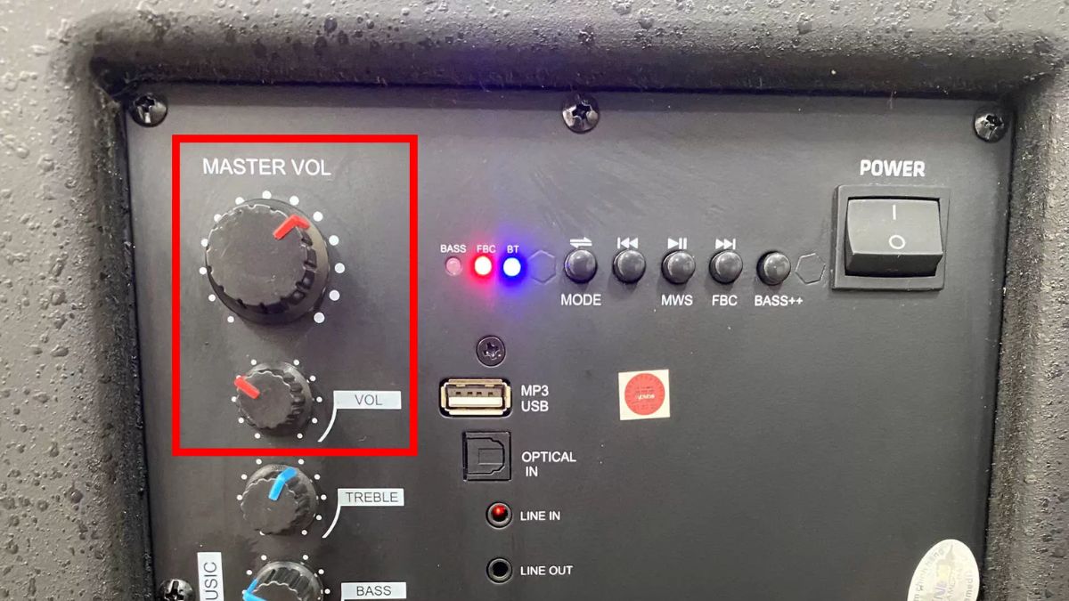 Chỉnh âm thanh loa kéo Acnos