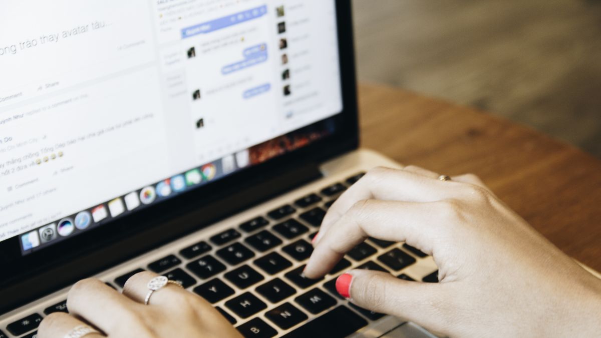 Lưu ý giữ an toàn khi chuyển đổi tài khoản Facebook