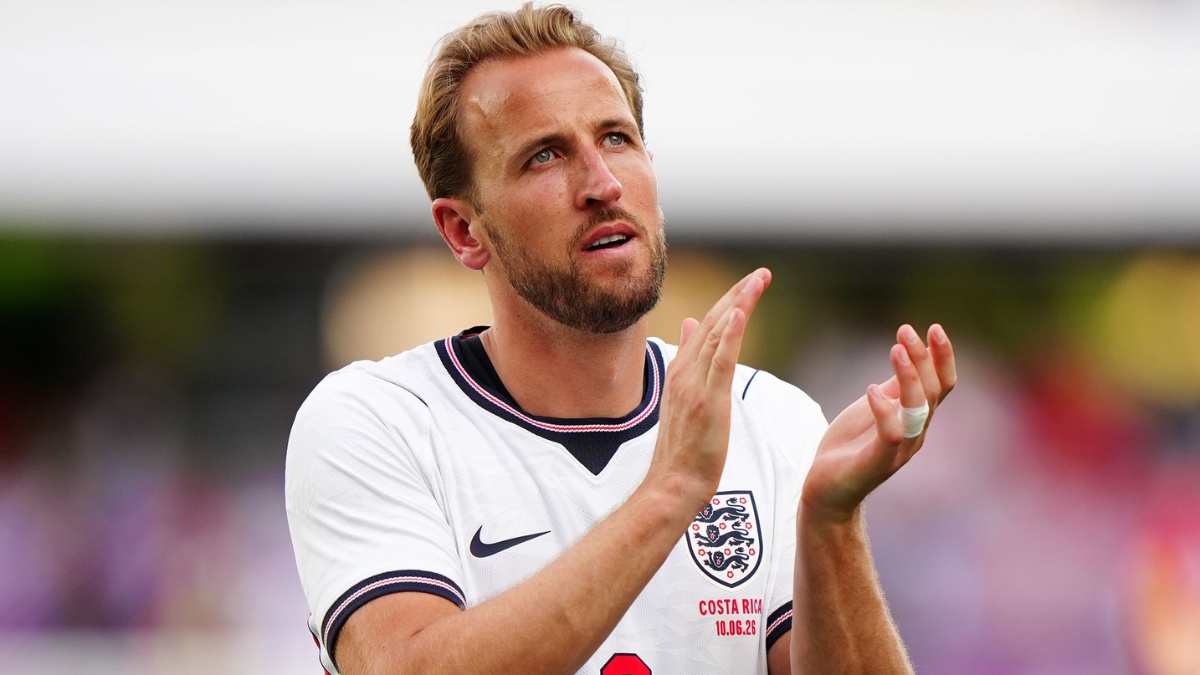 Đội hình mạnh nhất World Cup 2026 theo sơ đồ 4-3-3 - tiền đạo cắm