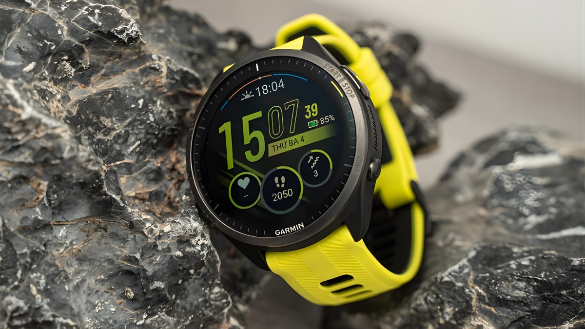 đồng hồ thông minh có thể chơi game - Garmin Forerunner 965