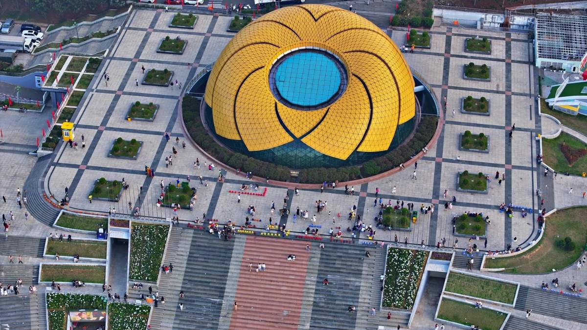 hình ảnh đà lạt đẹp Quảng trường Lâm Viên - 4