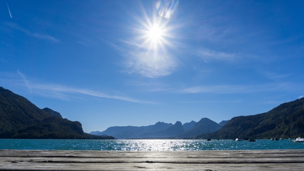 Hình ảnh mặt trời chiếu sáng rực rỡ - 4