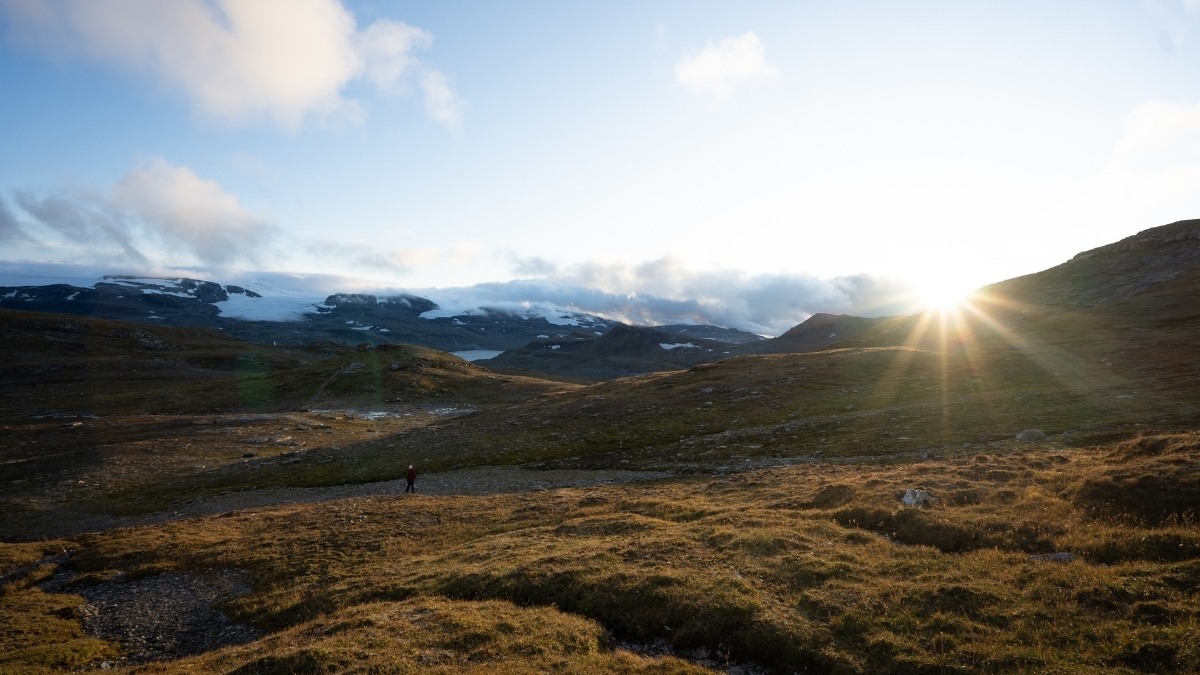 Hình ảnh mặt trời trên núi và thiên nhiên - 1