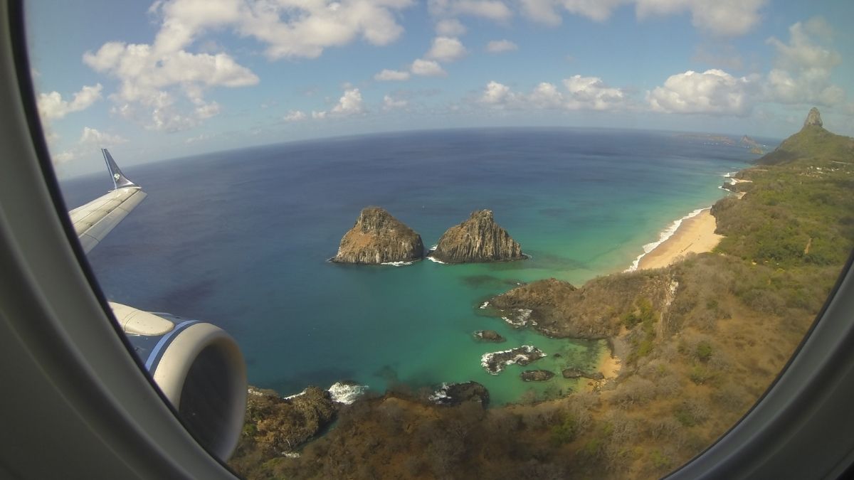 Hình ảnh máy bay nhìn từ cửa sổ - 5