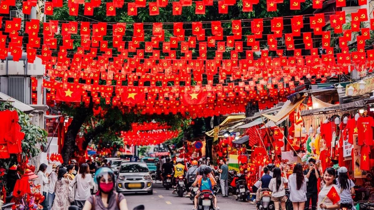Hình ảnh phố phường ngày Tết Độc lập - 3