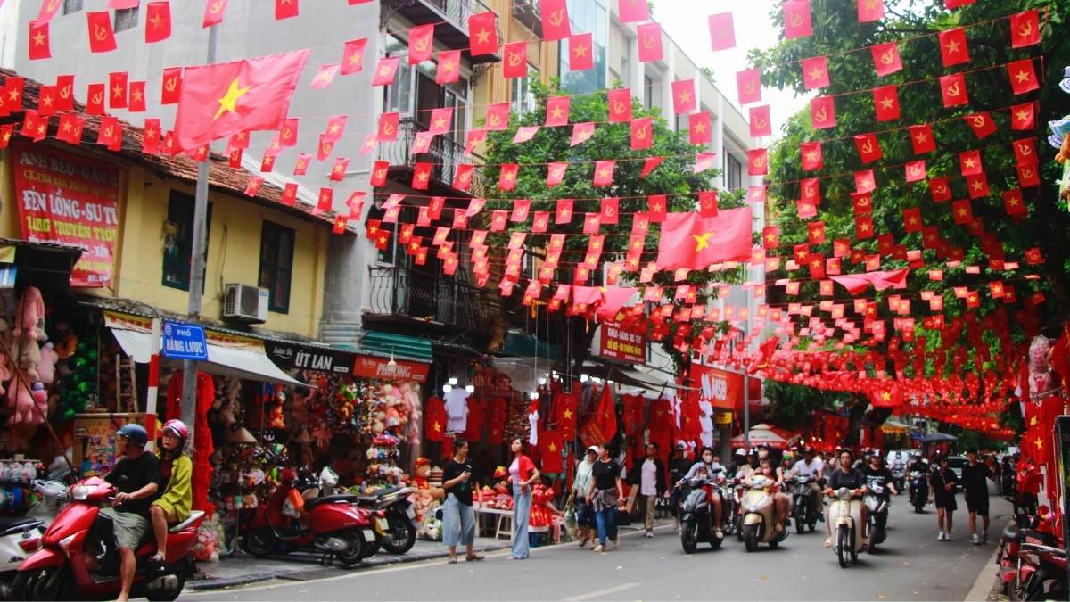 Hình ảnh phố phường ngày Tết Độc lập - 5