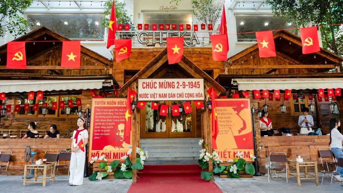 Hình ảnh trang trí và quà tặng dịp Tết Độc lập - 3