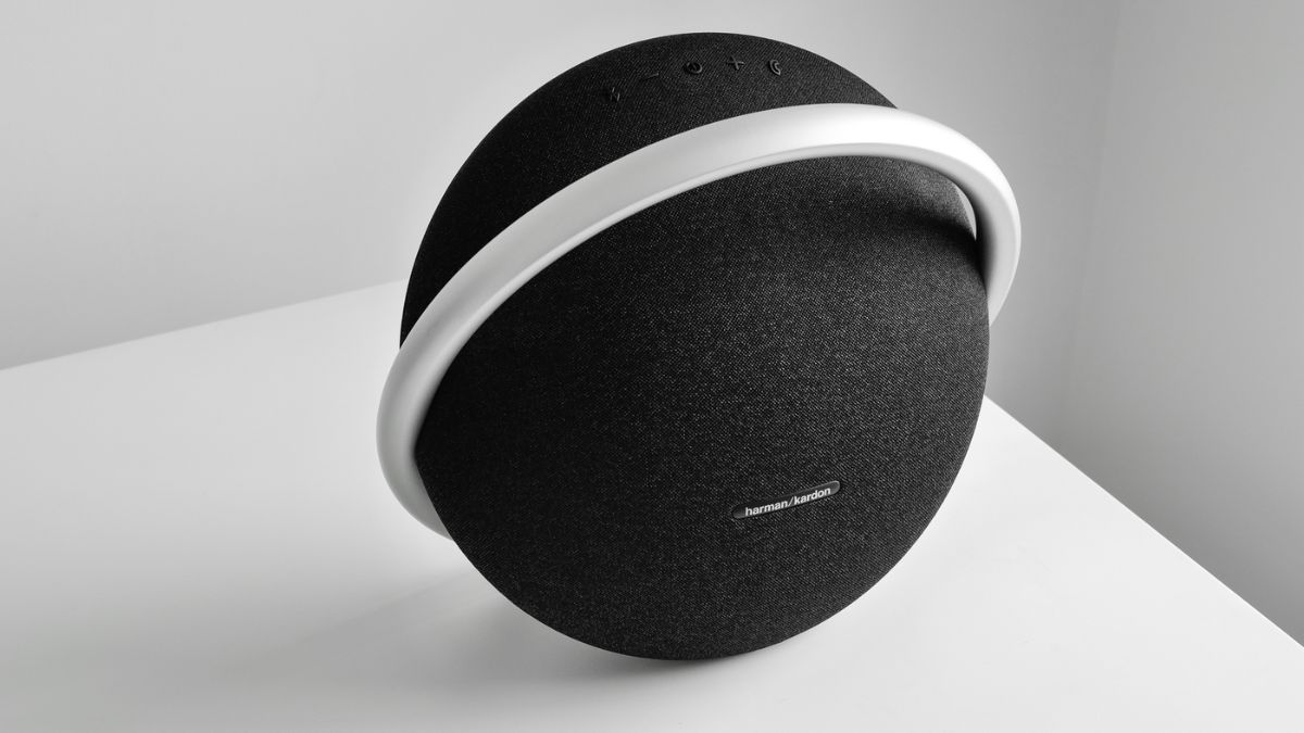 Loa Bluetooth Harman Kardon Onyx Studio 8