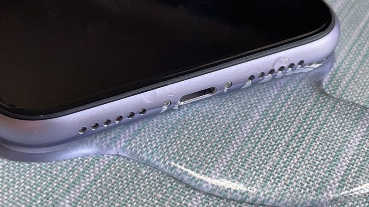 Nước vô loa điện thoại còn sử dụng được không?