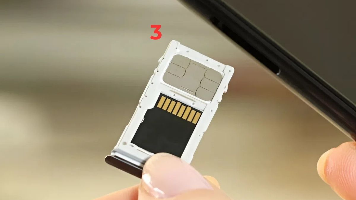 Cách xử lý nhanh khi loa điện thoại bị vô nước - bước 3